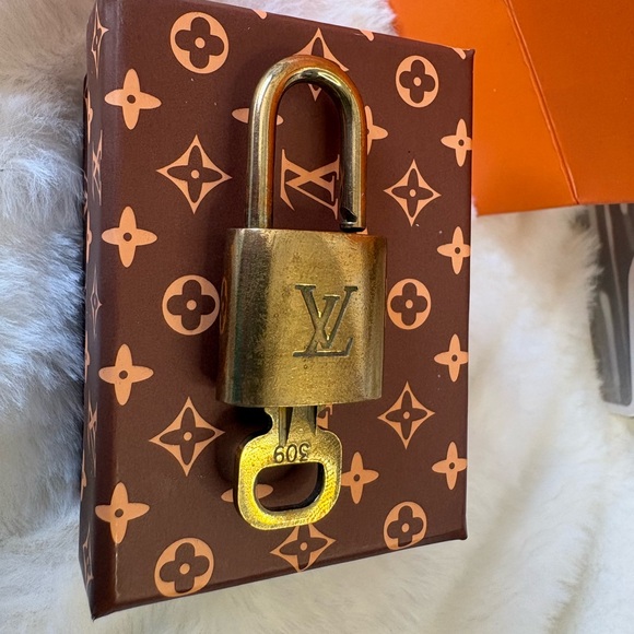 Louis Vuitton Lock And Key Collection - Picture 2 of 3